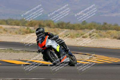 media/Oct-08-2022-SoCal Trackdays (Sat) [[1fc3beec89]]/Turn 16 (125pm)/